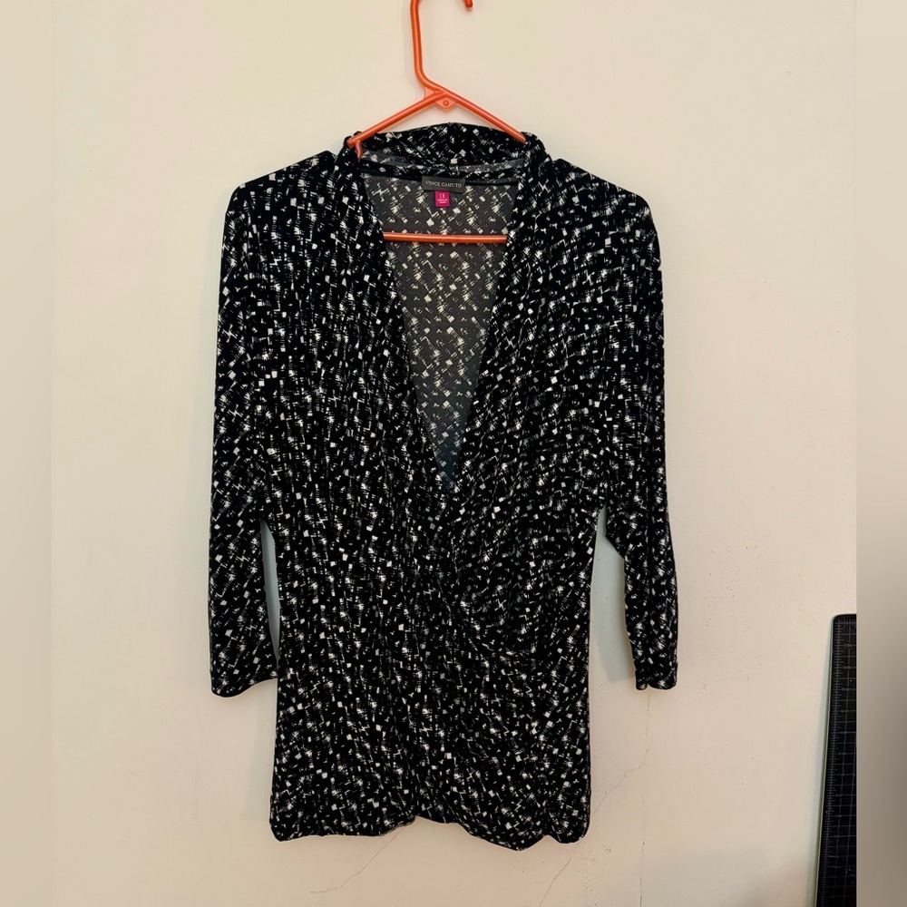 Vince Camuto black and white pattern jersey wrap front blouse
